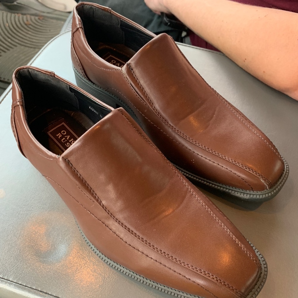 Oak and rush brown leather dress shoes